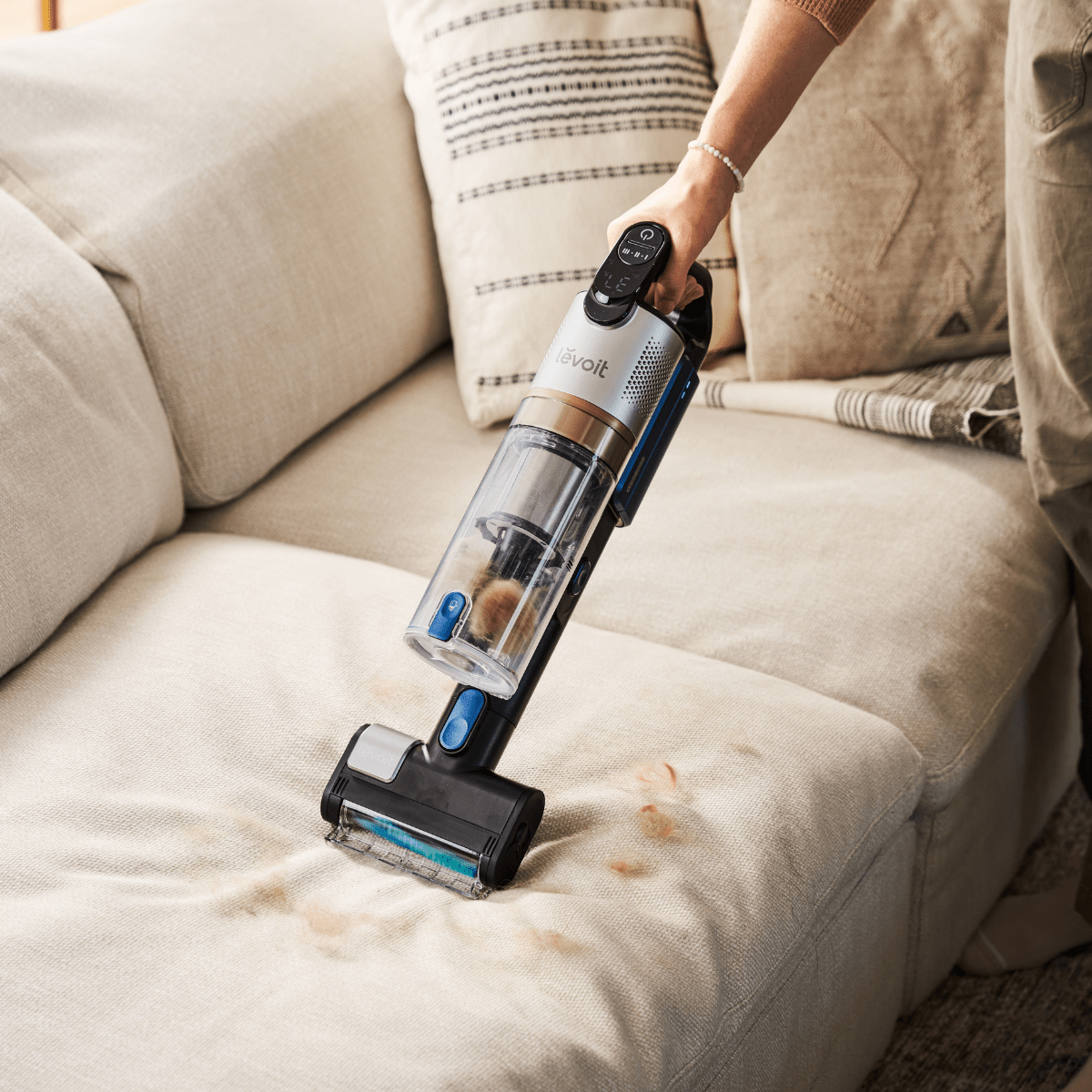 LVAC-300 Cordless Vacuum Cleaner